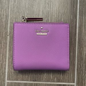 Kate Spade L-zip Bifold Wallet